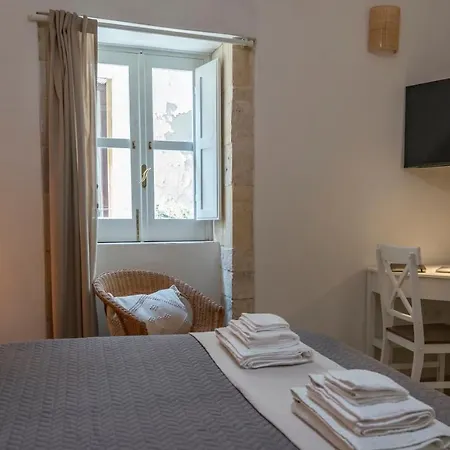 Marco's House - Ortigia Wifi Apartment Syracuse